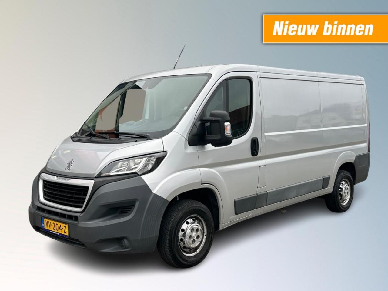 Peugeot Boxer - 2.2 HDI 120 L2H1    € 13.128,50 incl. BTW - AutoWereld.nl