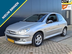 Peugeot 206 - 1.4 Quiksilver Airco APK 10-2025