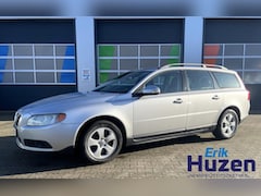 Volvo V70 - 2.4 D5 KINETIC / Perfect onderhouden / scherp geprijsd