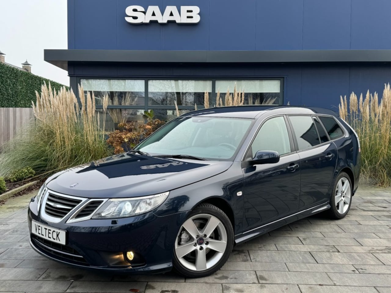 Saab 9-3 - Estate 1.8t Automaat Hirsch 195pk 177dkm Leer/LED/Stoelverwarmin - AutoWereld.nl