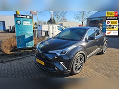 Toyota C-HR - 1.8 Hybrid Black Edition automaat l NL Auto l Dodehoekdetectie l Navi l Bluetooth l Trekha