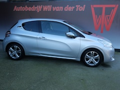 Peugeot 208 - 1.6 VTi ALLURE | NAVIGATIE | CRUISE | CLIMA | TREKHAAK | NIEUWE APK