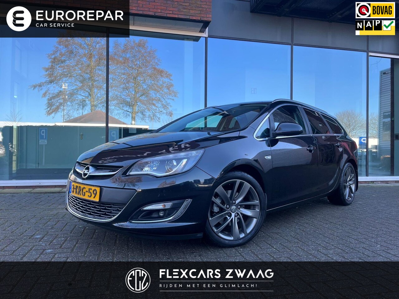 Opel Astra Sports Tourer - 1.6 Turbo Cosmo - Navi - Leder - Trekhaak - Winterpakket - Org.NL - AutoWereld.nl