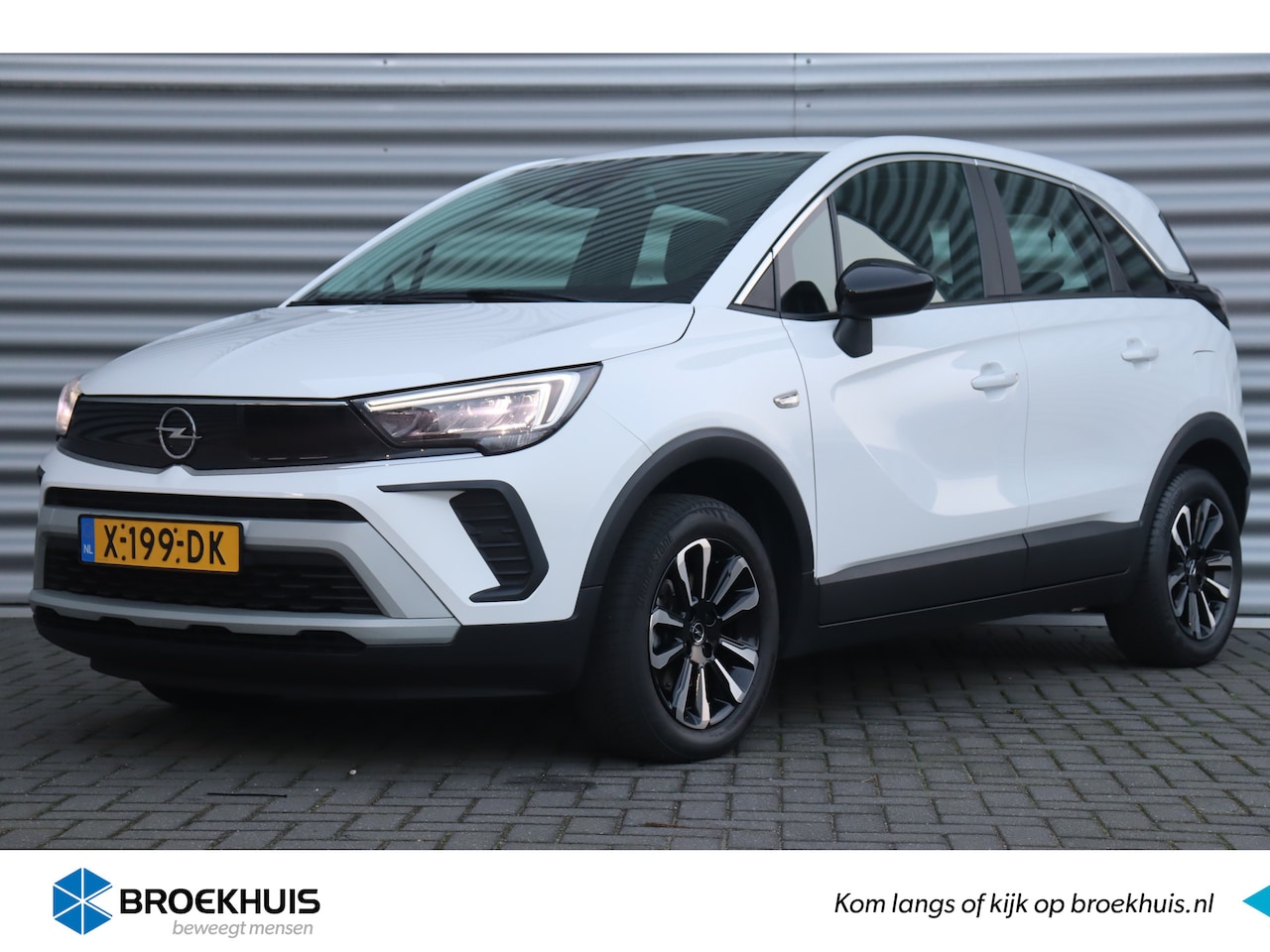 Opel Crossland - 1.2 TURBO 130PK ELEGANCE AUTOMAAT / NAVI / LEDER / CLIMA / AGR / 16" LMV / CAMERA / FULL-L - AutoWereld.nl