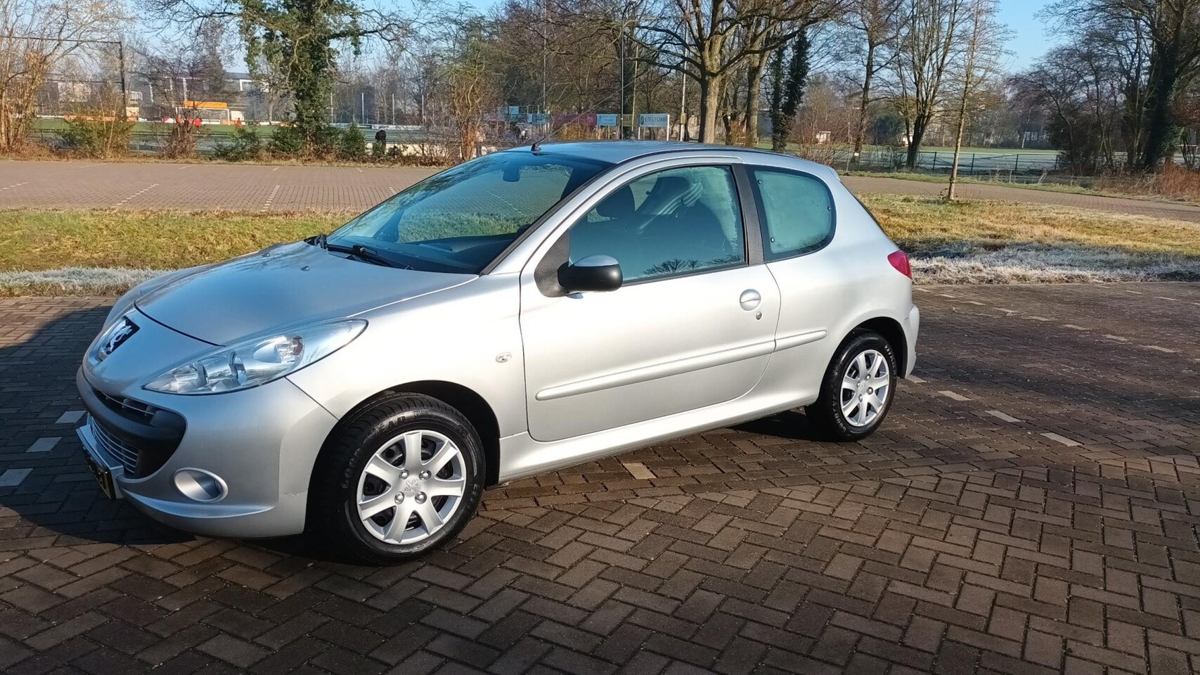 Peugeot 206 - 1.4 XS Airco / Nieuw staat! - AutoWereld.nl