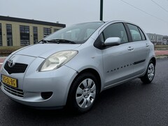 Toyota Yaris - 1.3 VVTi Sol Airco en NAP