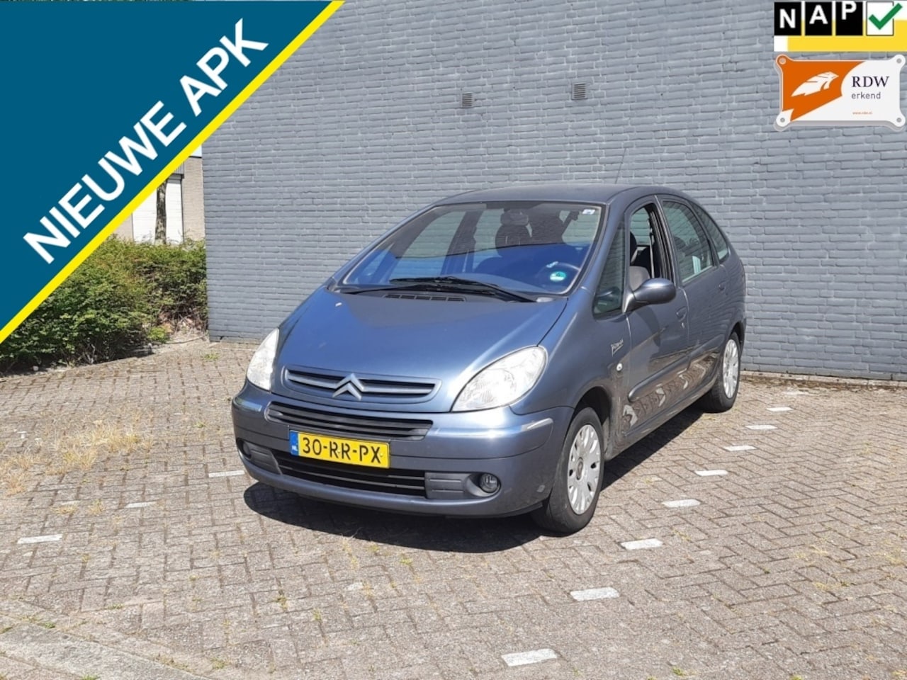 Citroën Xsara Picasso - 1.8i-16V Attraction Airco APK 25-11-25! - AutoWereld.nl