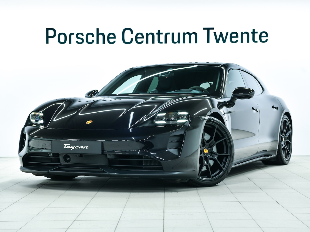 Porsche Taycan Sport Turismo - GTS Performance-accu Plus - AutoWereld.nl