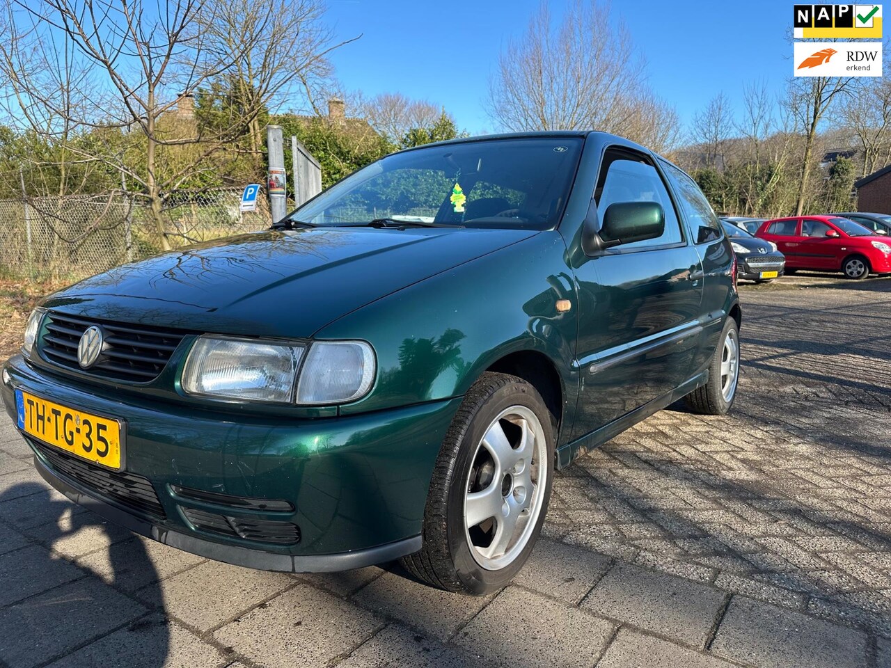 Volkswagen Polo - 1.6 lm velgen automaat Nap - AutoWereld.nl