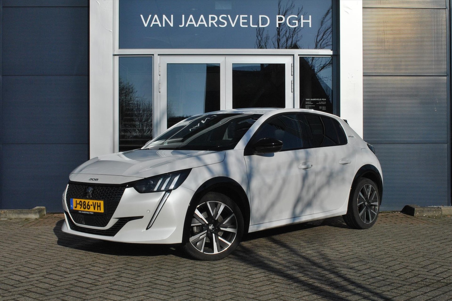 Peugeot 208 - 1.2 PureTech 100pk GT-Line / Trekhaak - AutoWereld.nl