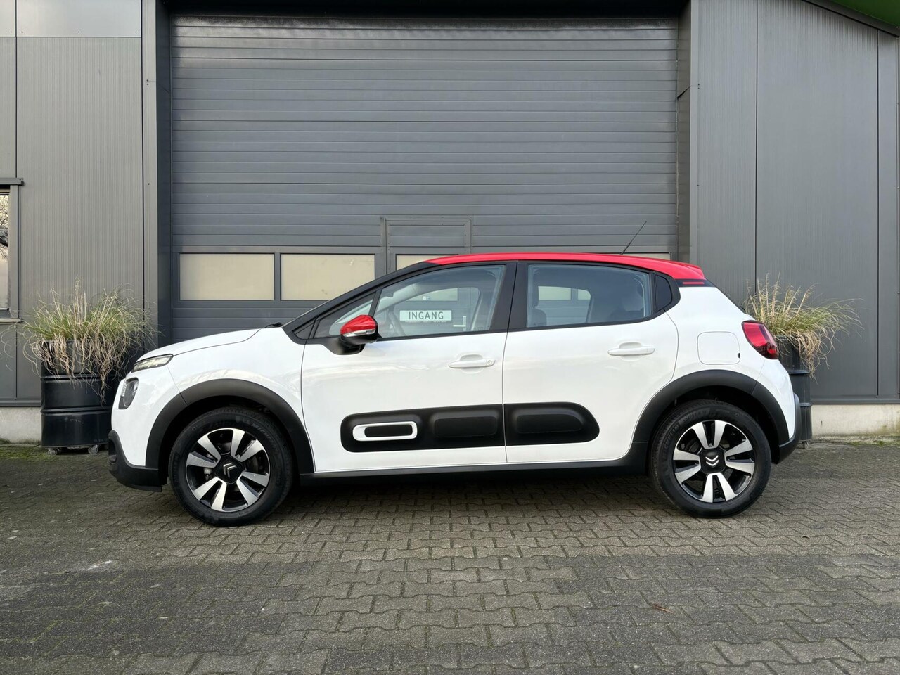 Citroën C3 - 1.2 Shine 83 PK Airco/ AppleCarPlay/ AndroidAuto/ Cruise Control!