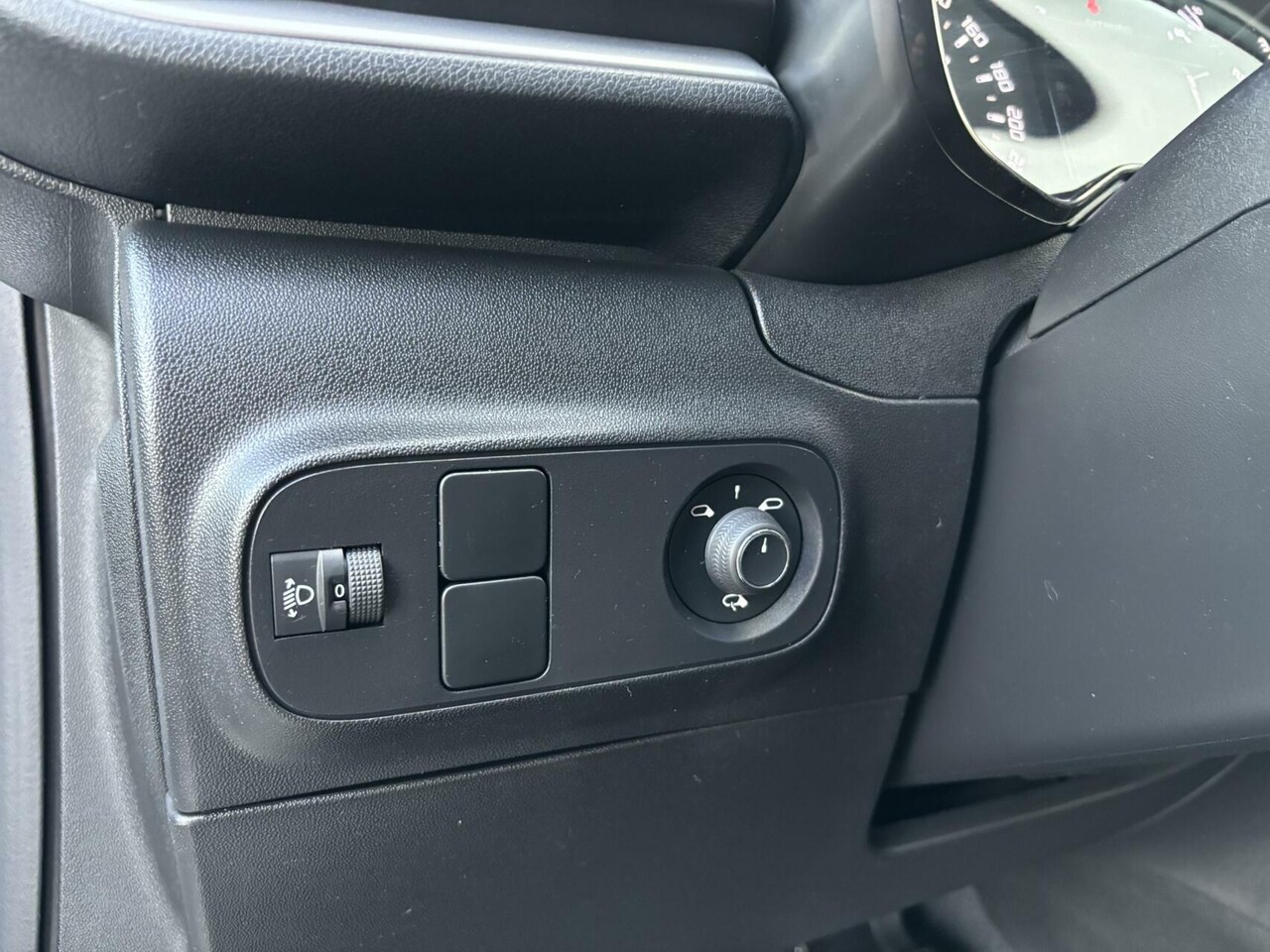 Citroën C3 - 1.2 Shine 83 PK Airco/ AppleCarPlay/ AndroidAuto/ Cruise Control!