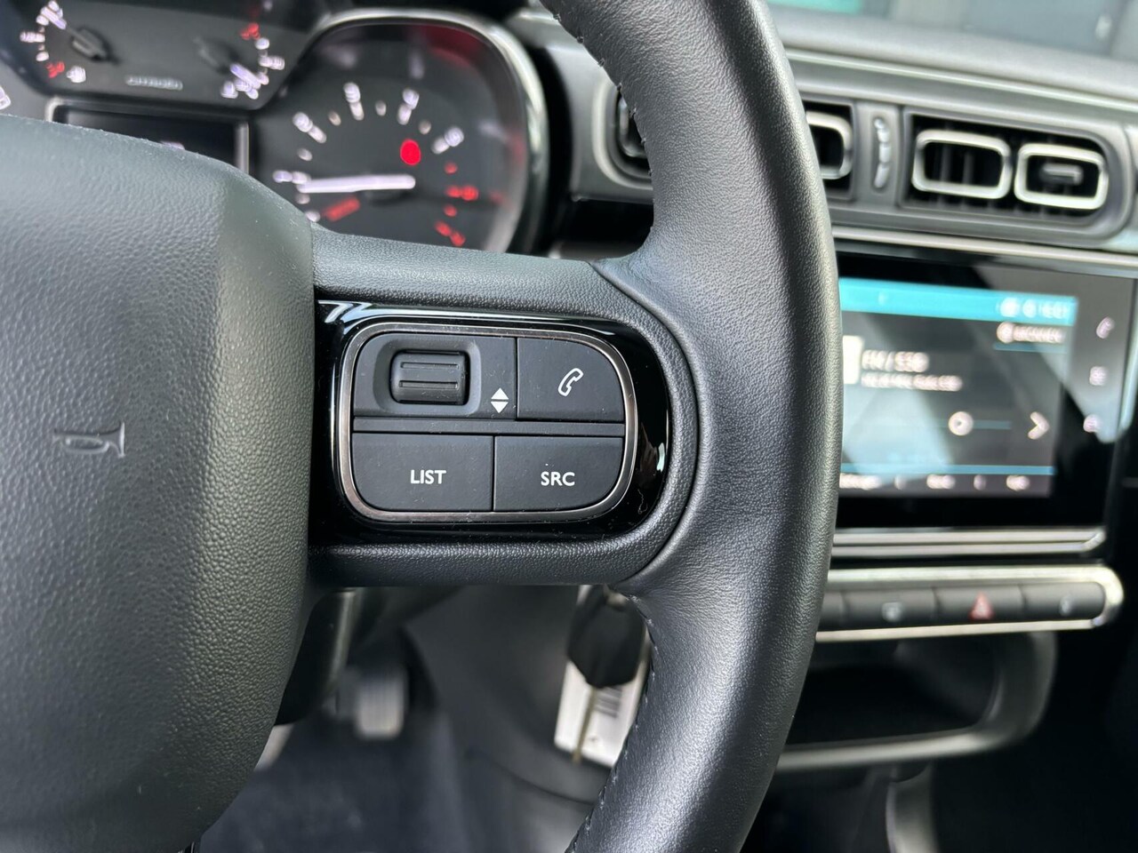 Citroën C3 - 1.2 Shine 83 PK Airco/ AppleCarPlay/ AndroidAuto/ Cruise Control!