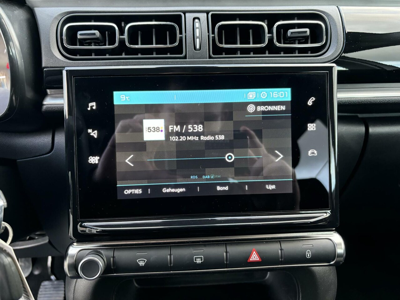 Citroën C3 - 1.2 Shine 83 PK Airco/ AppleCarPlay/ AndroidAuto/ Cruise Control!