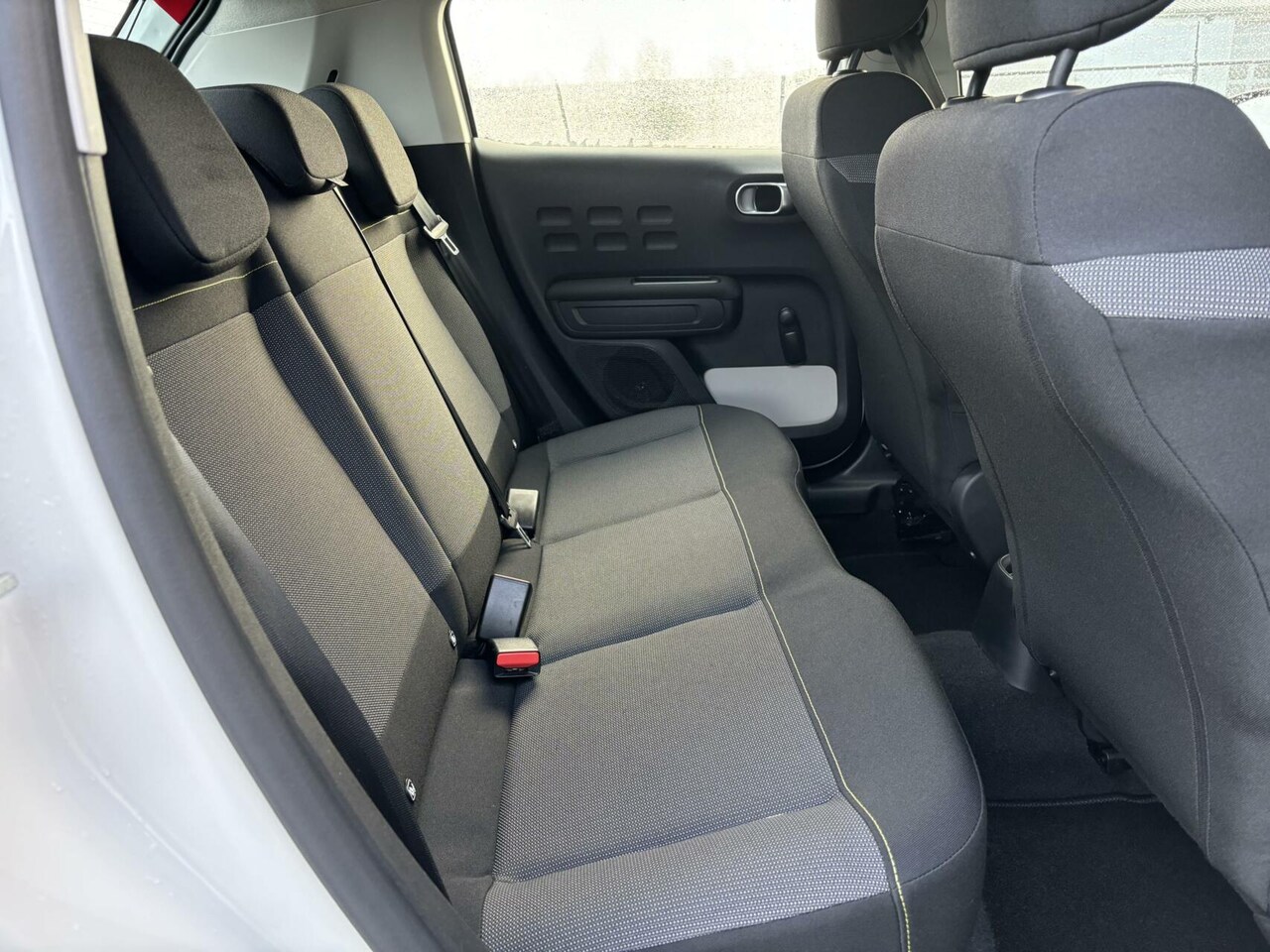 Citroën C3 - 1.2 Shine 83 PK Airco/ AppleCarPlay/ AndroidAuto/ Cruise Control!
