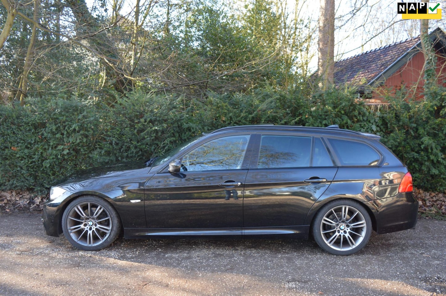 BMW 3-serie Touring - 325i M Sport Edition/panoramadak - AutoWereld.nl