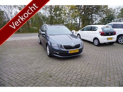 Skoda Octavia Combi - 1.0 TSI Greentech Ambition Business AUTOMAAT CRUISE CLIMA CARPLAY NAVI