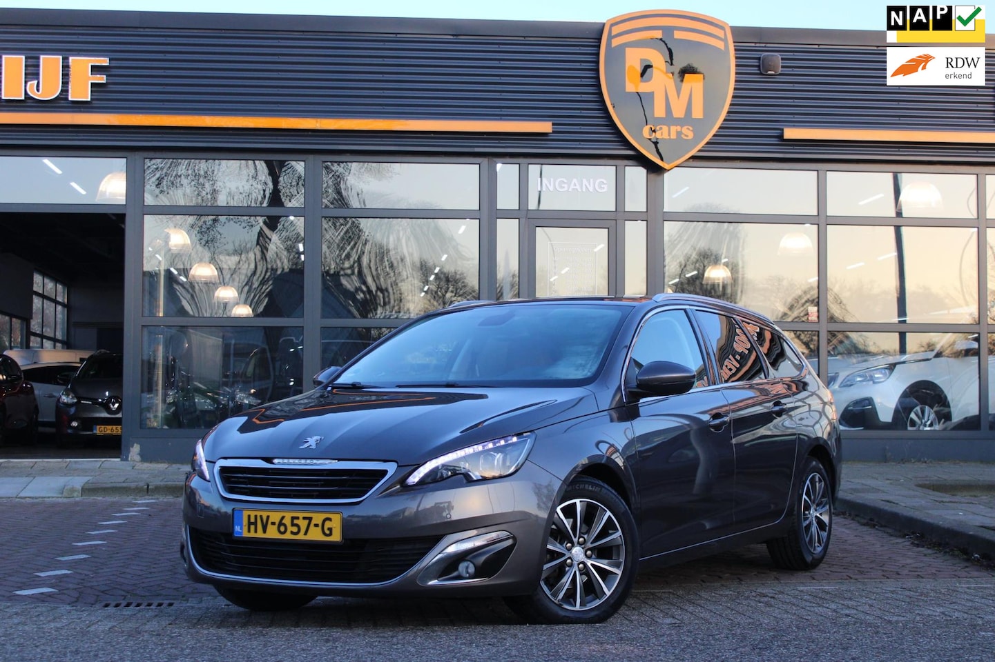 Peugeot 308 SW - 1.2 PureTech Allure | 62000 KM NAP| LED | Stlvrwrmng |Leer| - AutoWereld.nl