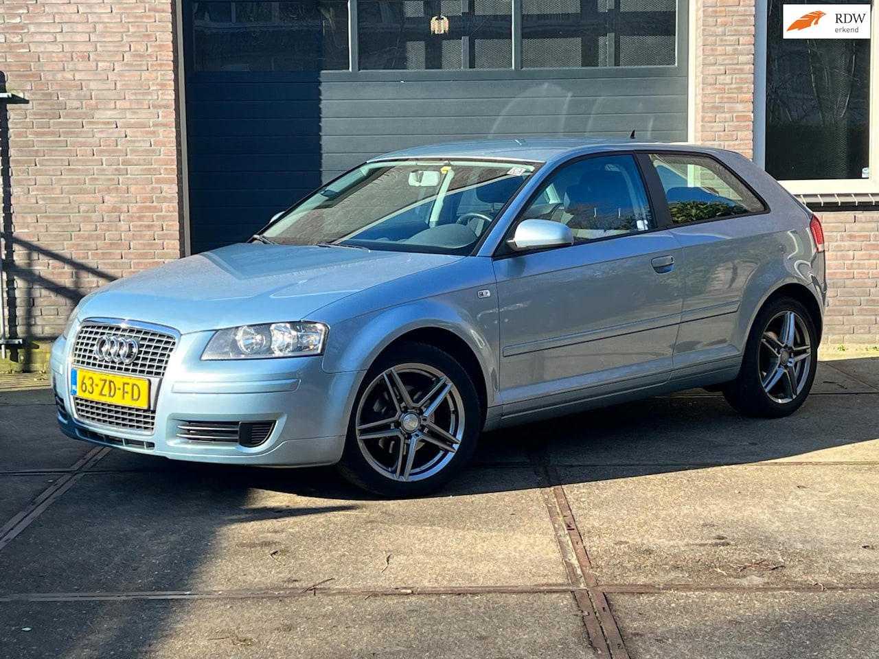 Audi A3 - 1.6 Automaat Attr. ProLine | Carplay | Cruise Control | LMV | APK 11-2025 - AutoWereld.nl