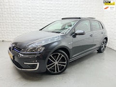 Volkswagen Golf - 1.4 TSI GTE PANORAMADAK PDC NAVI STOELV