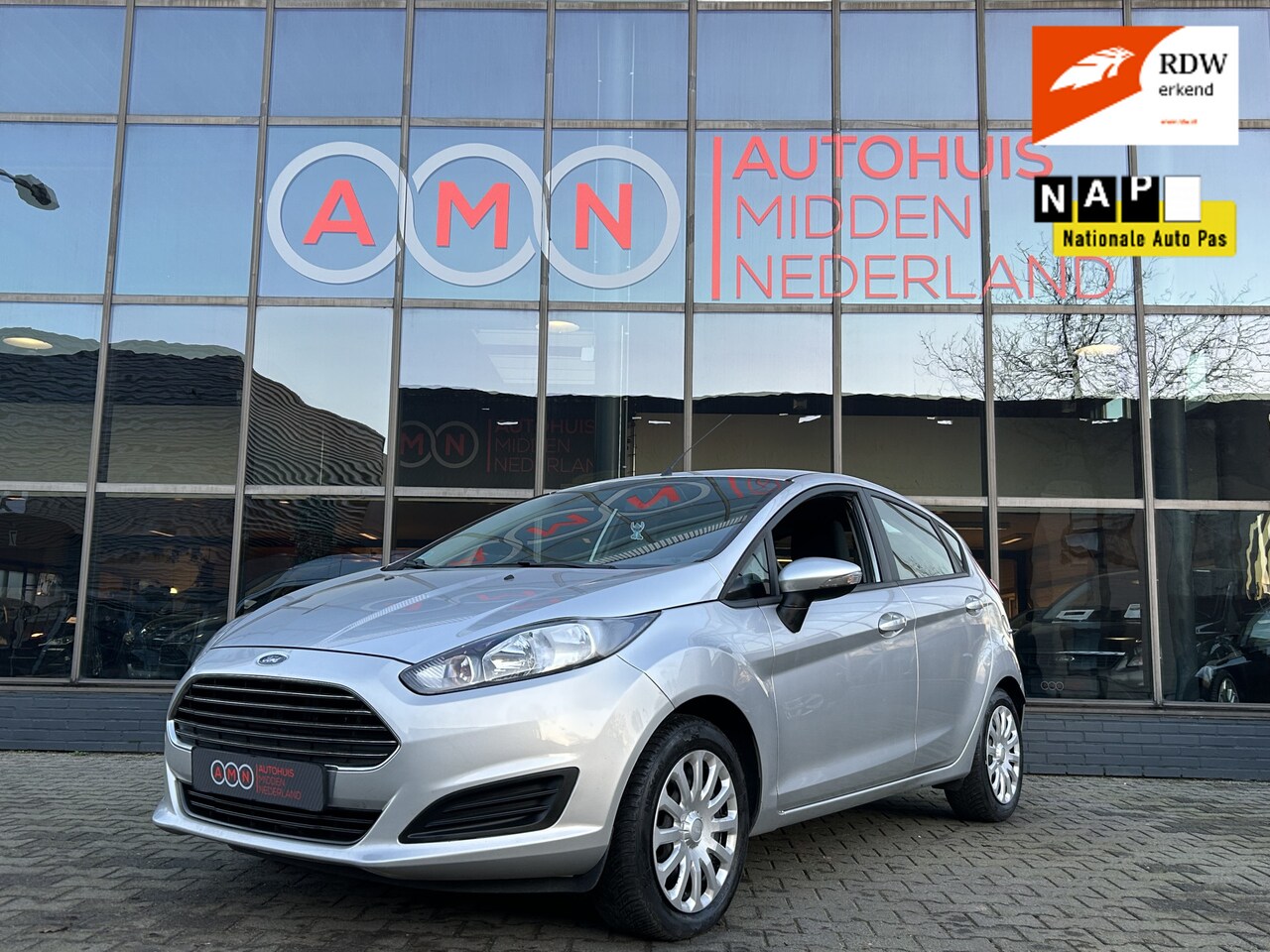 Ford Fiesta - 1.0 Style Elekpakket,Airco,Stoelverwarming,5drs - AutoWereld.nl