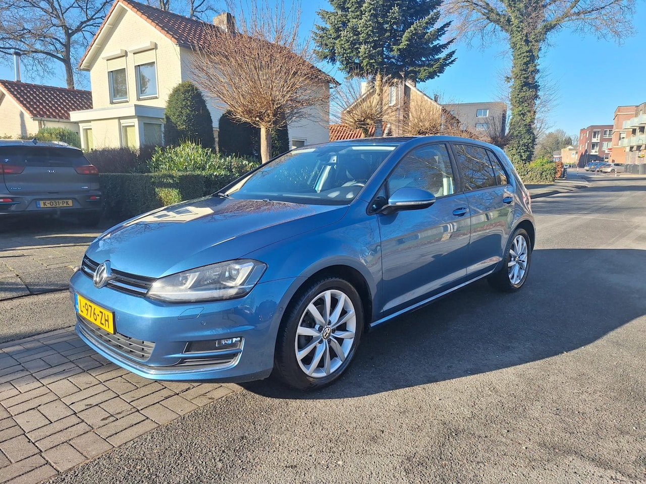 Volkswagen Golf - 1.4 TSI Highline|Cruisecontrol|DSG|Stoelverwarming - AutoWereld.nl