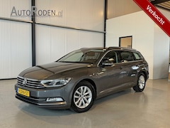 Volkswagen Passat Variant - 1.6TDi Business Edition DSG|Trekhaak|Navi|Stoelvw|Automaat