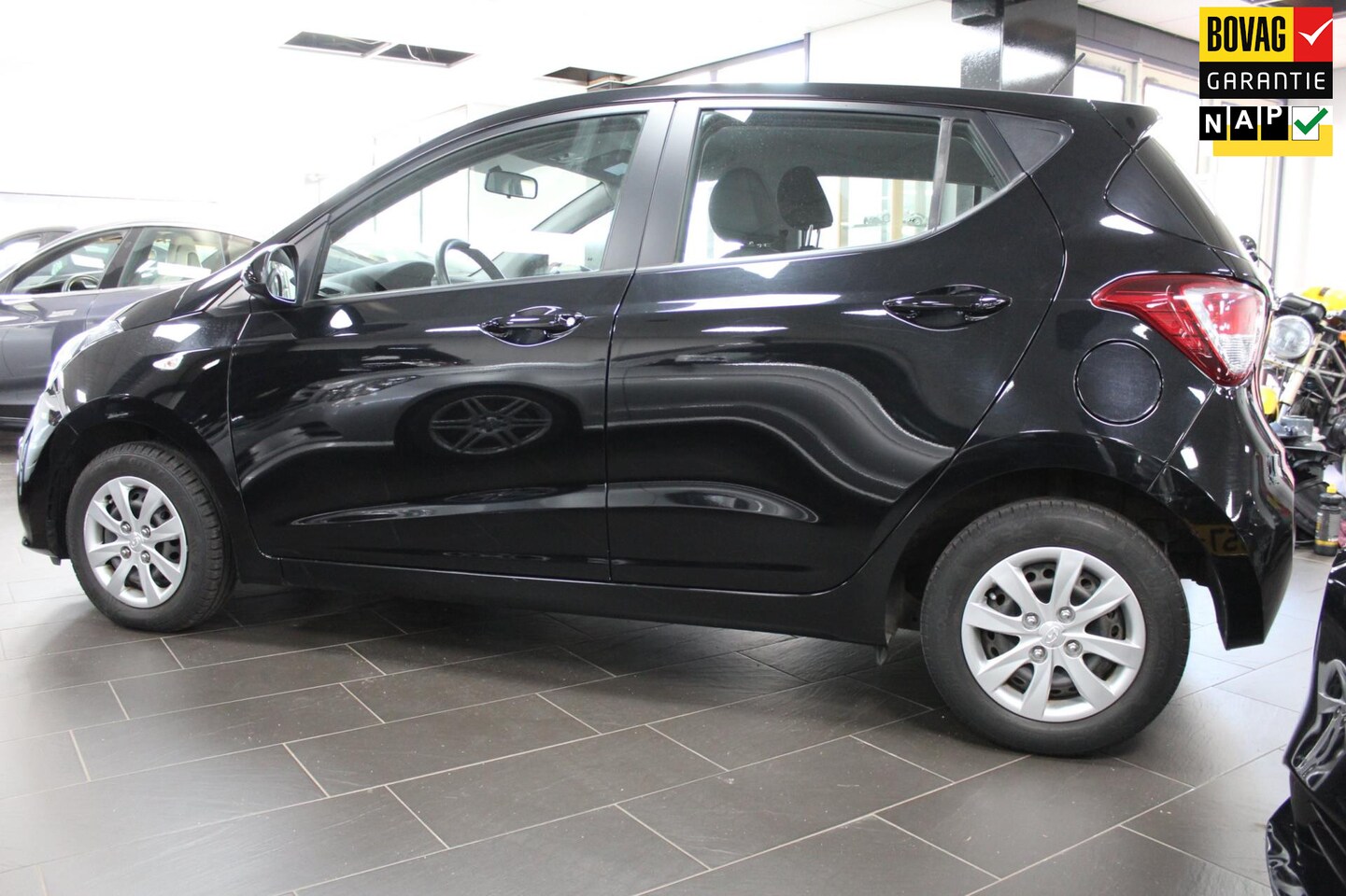 Hyundai i10 - 1.0i Comfort AIRCO / CRUISECONTROL / LAGE KM!! - AutoWereld.nl