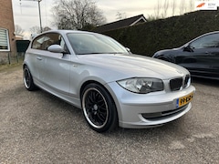 BMW 1-serie - 118d Corporate Business Line *ZEER NETTE AUTO