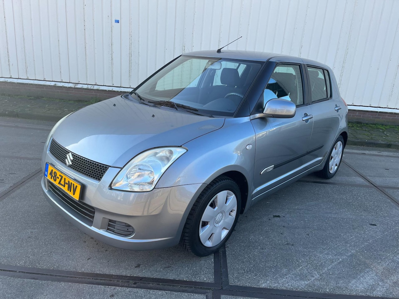 Suzuki Swift - 1.5 GLS AIRCO NIEUWE APK - AutoWereld.nl