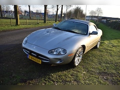 Jaguar XK8 - 4.0 V8 Convertible