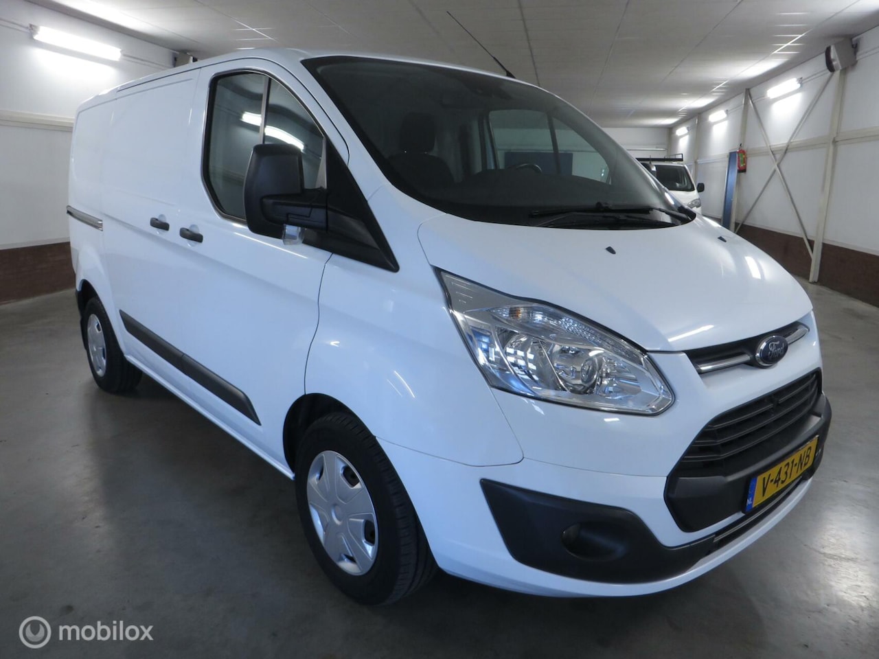 Ford Transit Custom - 270 2.0 TDCI L1H1 Trend 270 2.0 TDCI L1H1 Trend - AutoWereld.nl