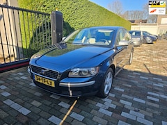 Volvo S40 - 2.4i Kinetic 2006 Trekhaak Cruise Airco Nw Apk