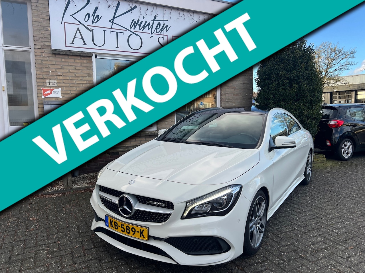 Mercedes-Benz CLA-Klasse - 180 Ambition AMG-Line Panoramadak / automaat / Navigatie - AutoWereld.nl