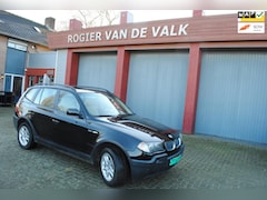 BMW X3 - 2.5i 6 cilinder Youngtimer