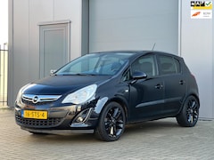 Opel Corsa - 1.4-16V Cosmo | 17 Inch | Parkeersensoren | Cruise Control |