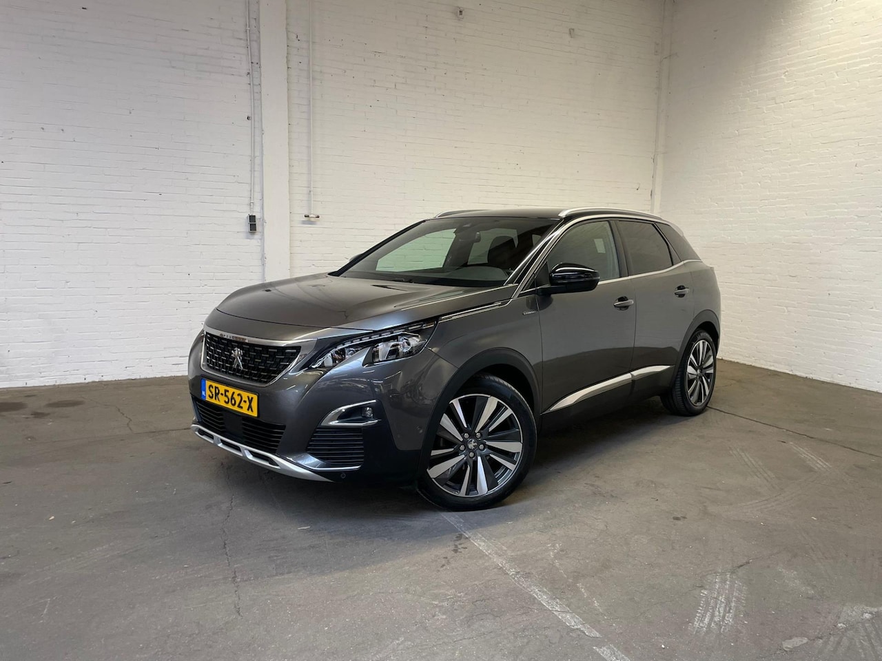 Peugeot 3008 - 1.6 e-THP GT Line Leder|Apple carplay|Stoelverwarming|Elektrische achterklep - AutoWereld.nl