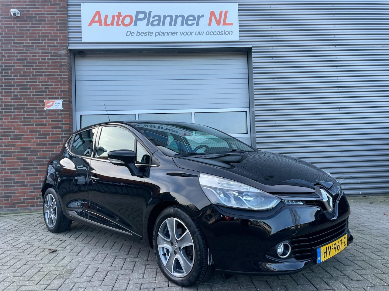 Renault Clio - 1.5 dCi ECO Night&Day! Airco! Cruis! Navi! - AutoWereld.nl