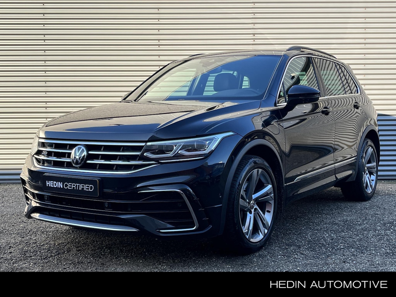 Volkswagen Tiguan - 1.4 TSI eHybrid R-Line Business+ 245PK Achteruitrijcamera / Navigatiesysteem full map / Ma - AutoWereld.nl