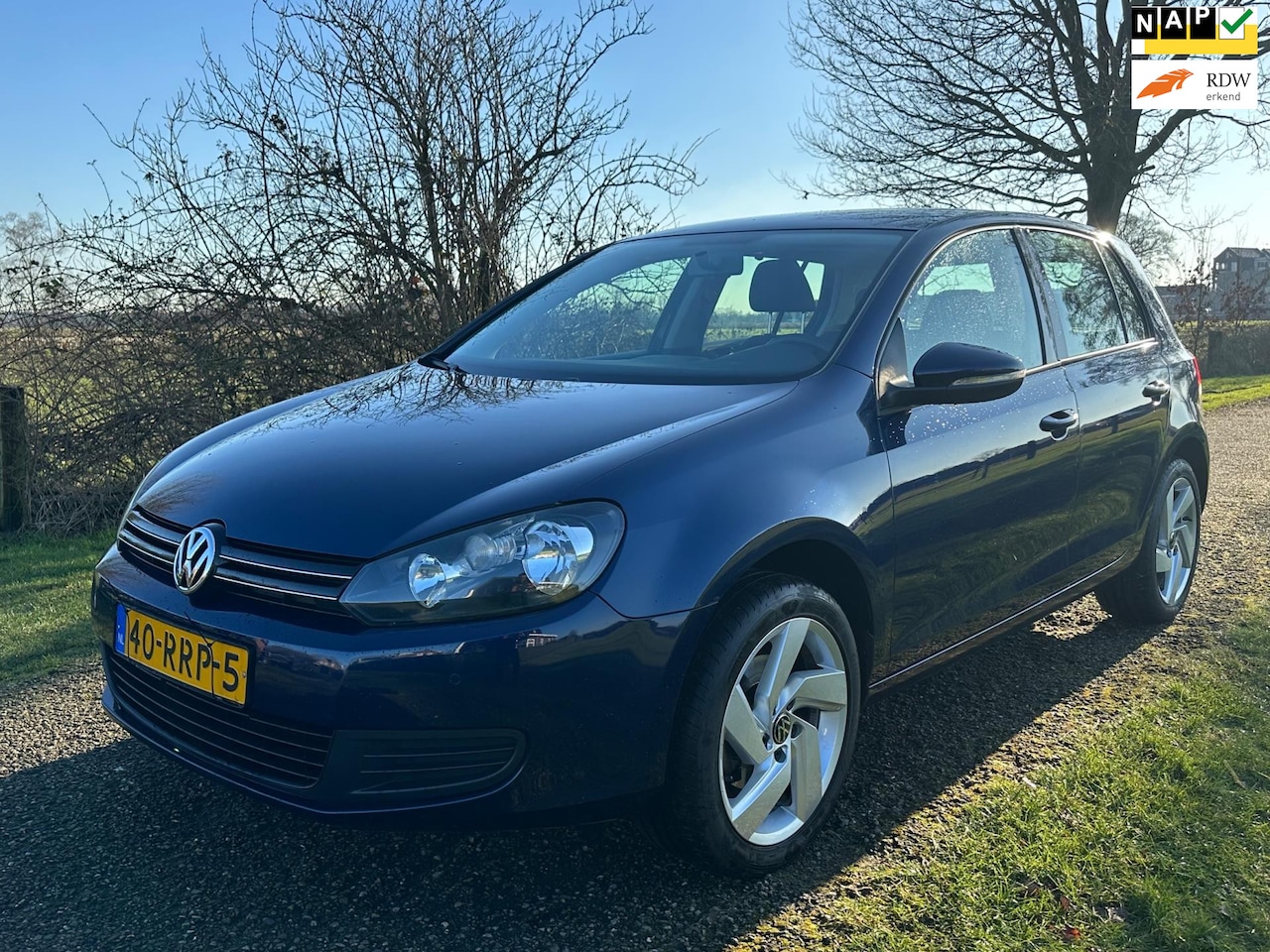 Volkswagen Golf - 2.0 TDI Comfortline BlueMotion 2.0 TDI Comfortline BlueMotion - AutoWereld.nl