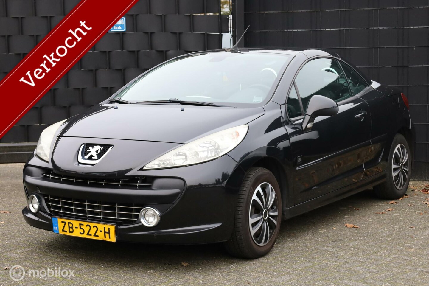 Peugeot 207 CC - 1.6 VTi Roland Garros 1.6 VTi Roland Garros - AutoWereld.nl