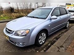 Kia Cerato - 1.6-16V LX Airco Rijd Schakelt Remt spoel