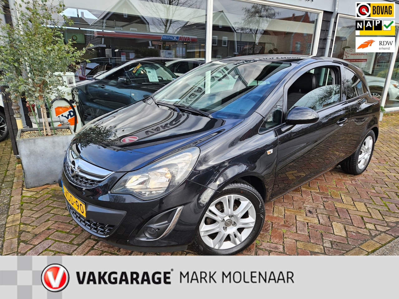 Opel Corsa - 1.2-16V BlitZ 1.2-16V BlitZ,complete auto - AutoWereld.nl