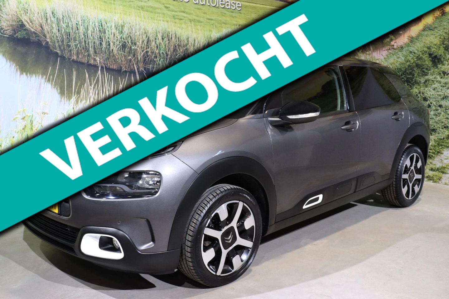 Citroën C4 Cactus - 1.2 Shine | Nieuwe Distributieriem | Trekhaak - AutoWereld.nl