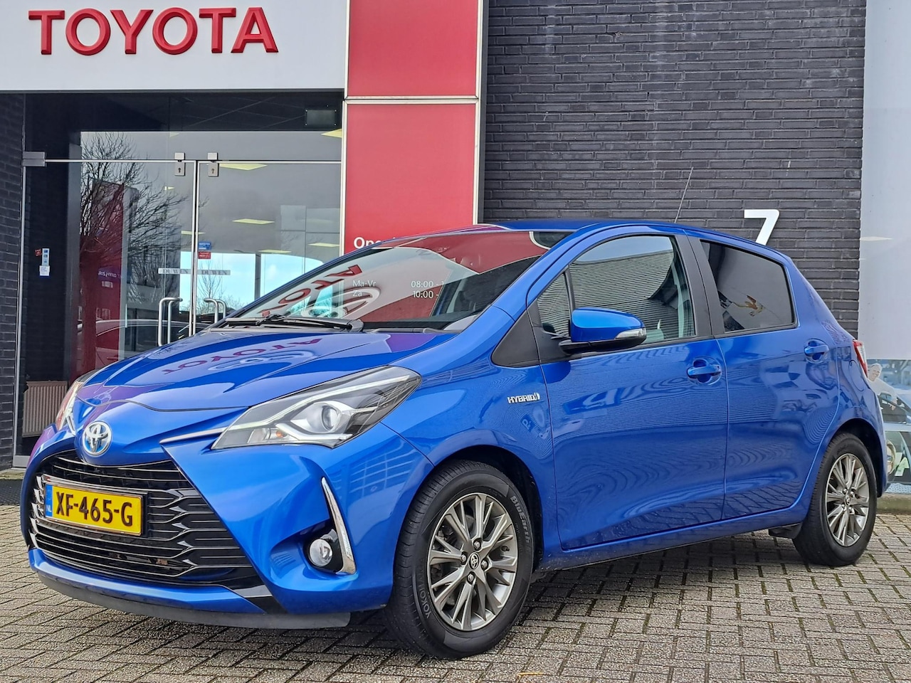 Toyota Yaris - 1.5 Hybrid Dynamic LICHTMETALEN VELGEN CAMERA CRUISE CONTROL - AutoWereld.nl