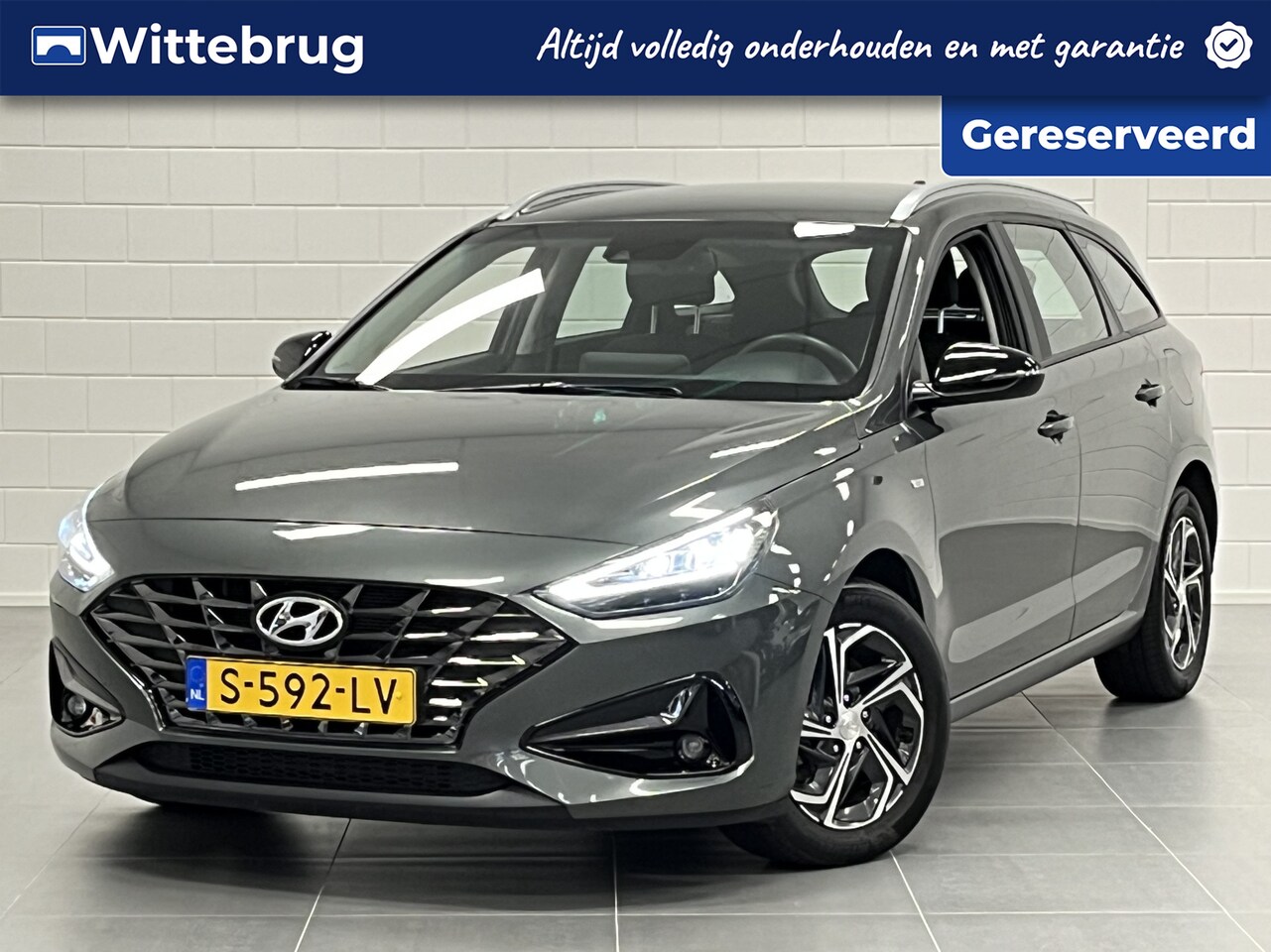 Hyundai i30 Wagon - 1.0 T-GDi MHEV Comfort Smart NAVIGATIE | CLIMATE CONTROL | LED KOPLAMPEN | RUIME STATIONWA - AutoWereld.nl