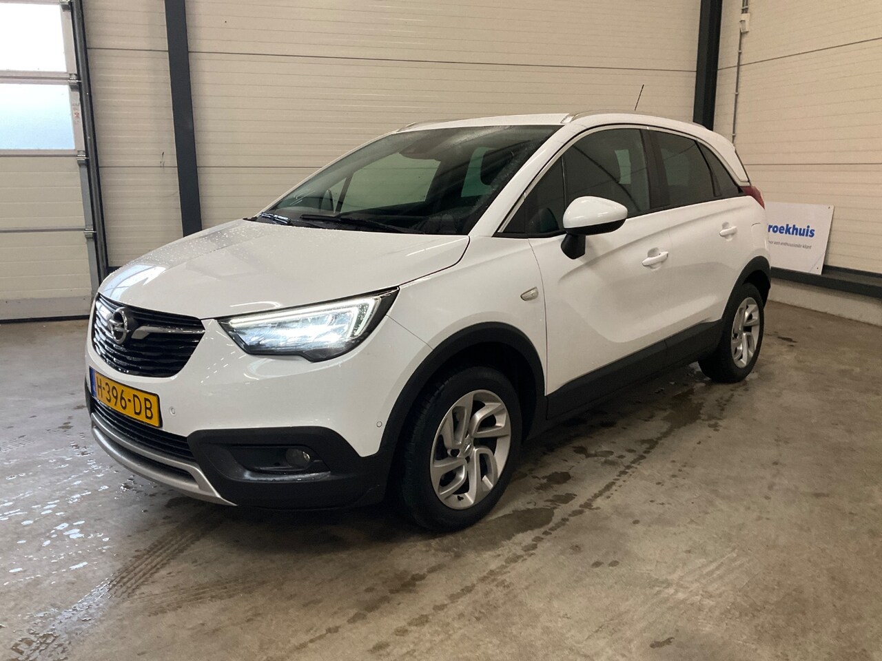 Opel Crossland X - 1.2 Turbo Innovation / NAVI / LED / CLIMA / PDC / 16"LMV / CAMERA / AGR / KEYLESS / BLUETO - AutoWereld.nl