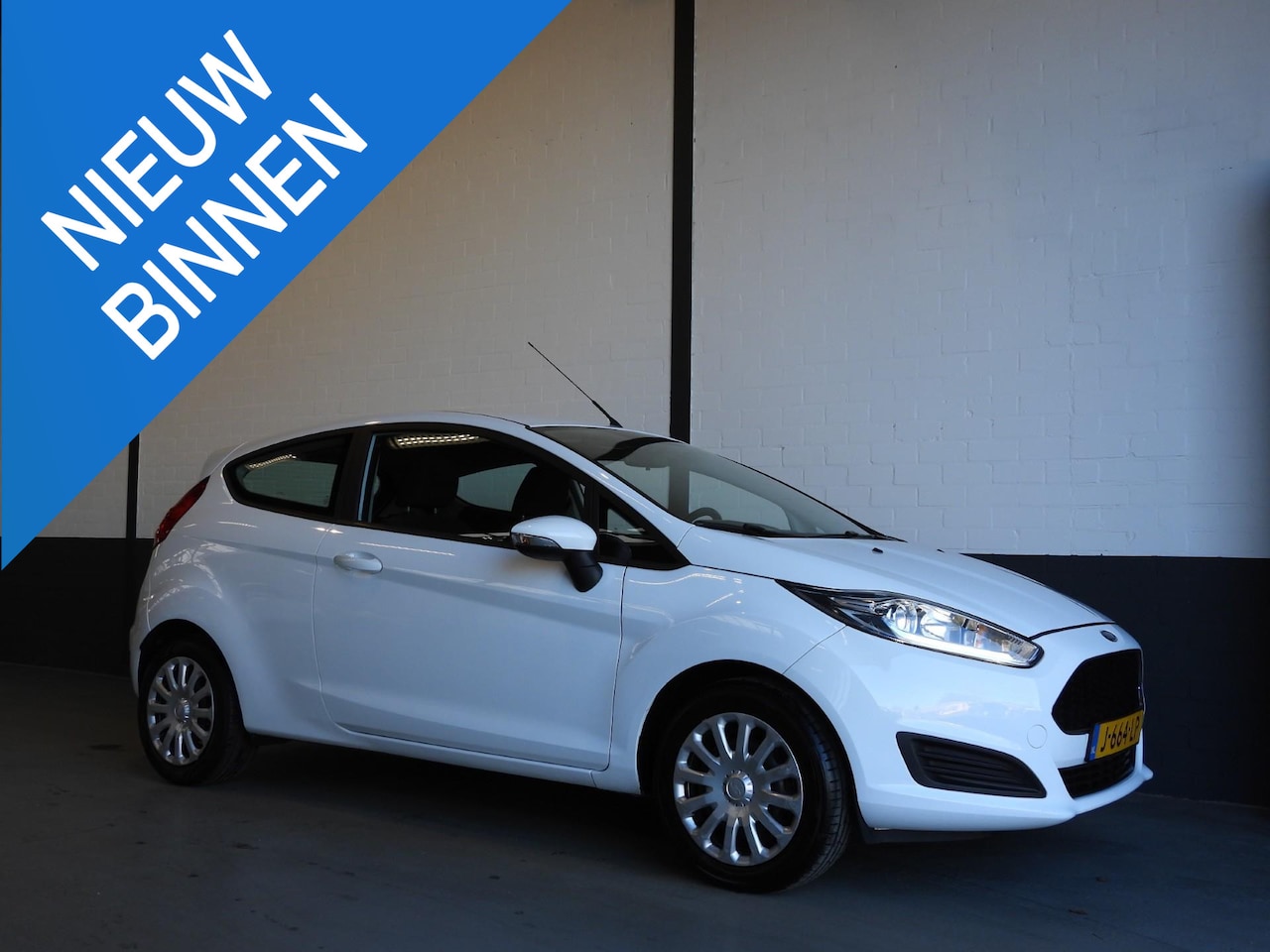 Ford Fiesta - 1.0 Style Essential NAVI/AIRCO/BLUETOOTH! - AutoWereld.nl