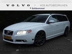 Volvo V70 - 2.5T Summum | Stoelverwarming V+A | 20" Velgen | Keyless |