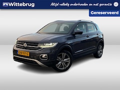 Volkswagen T-Cross - 1.0 TSI 110pk Style / Stoelverwarming / Achteruitrijcamera / LED / 17" LMV / Navigatie / A